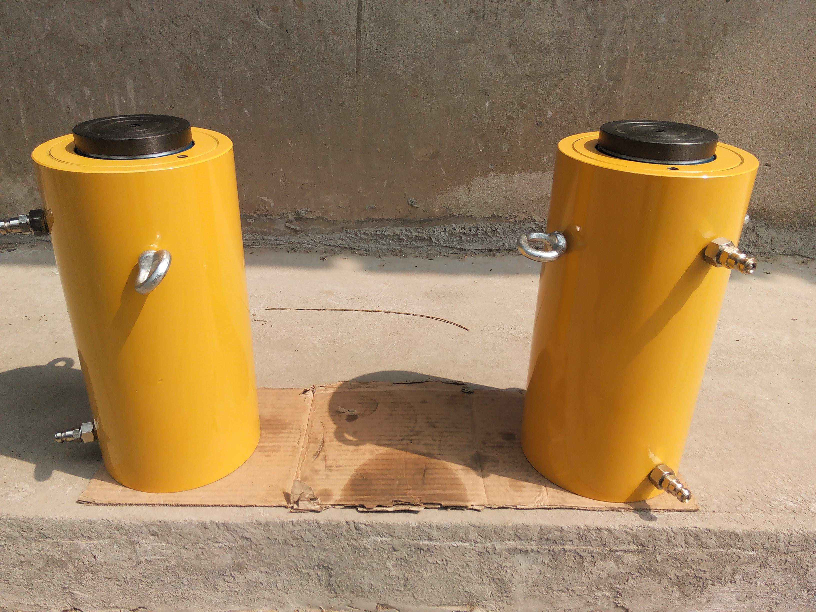 液壓缸.jpg 液壓缸.jpg